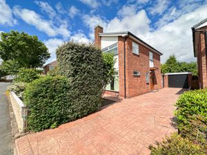 Photo 22- click for photo gallery